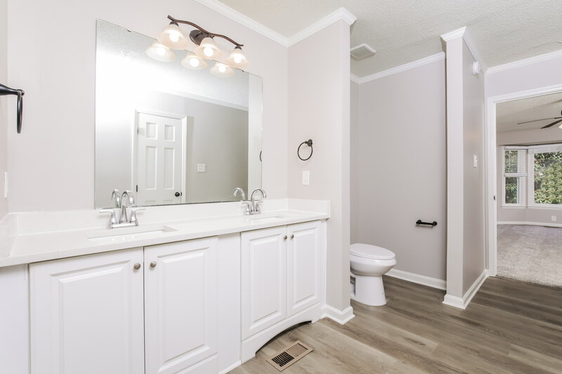 1,910/Mo, 408 Carrington Drive Knightdale, NC 27545 Main Bathroom View 2