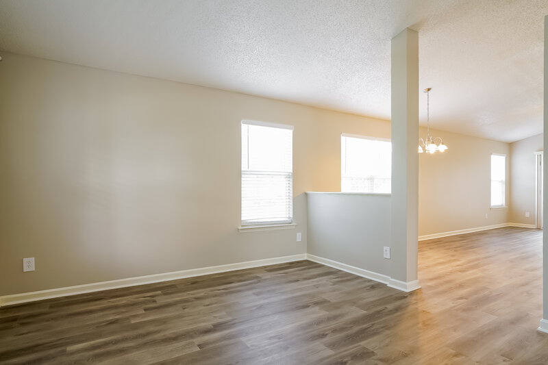 1,820/Mo, 5428 Marthonna Way Raleigh, NC 27616 Dining Room View 2