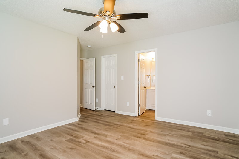 1,820/Mo, 5428 Marthonna Way Raleigh, NC 27616 Main Bedroom View 2