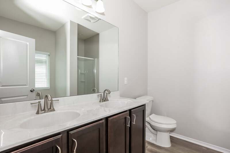1,960/Mo, 179 Plymouth Dr Clayton, NC 27520 Main Bathroom View