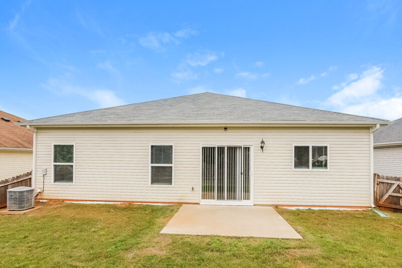 1,960/Mo, 179 Plymouth Dr Clayton, NC 27520 Rear View