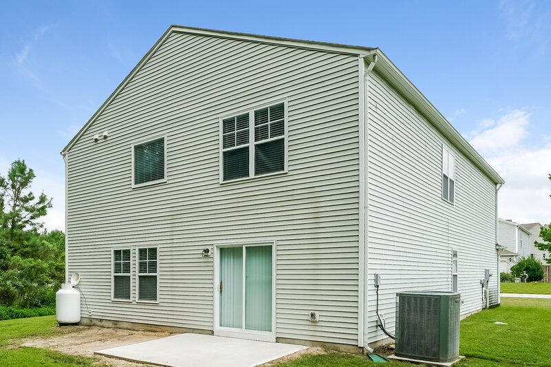 2,260/Mo, 1024 Mailwood Dr Knightdale, NC 27545 Rear View