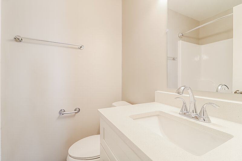 2,380/Mo, 4308 Birmingham Way Raleigh, NC 27604 Bathroom View