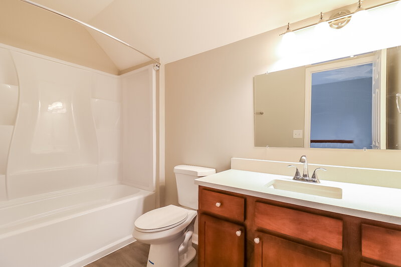 1,980/Mo, 135 Carroll Dr Garner, NC 27529 Bathroom View