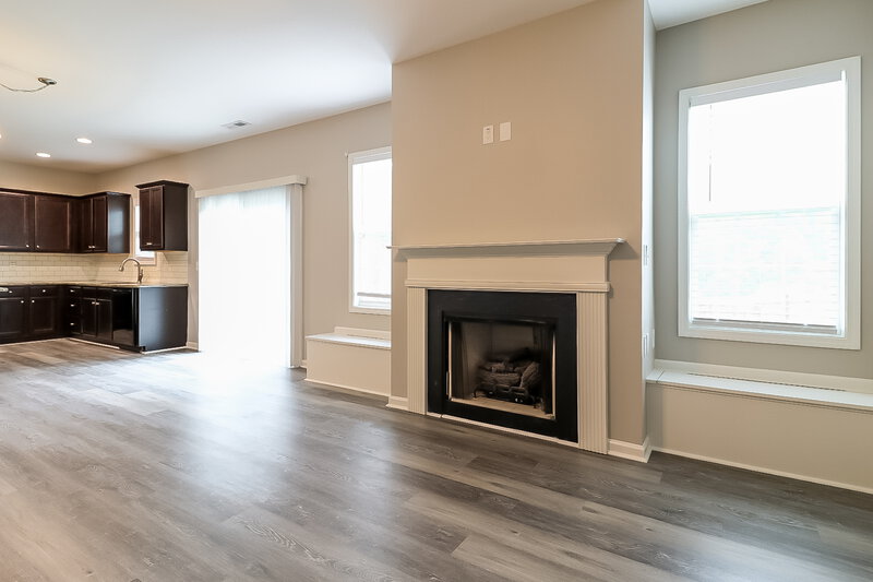 2,055/Mo, 253 Lanier Pl Clayton, NC 27527 Living Room View 2