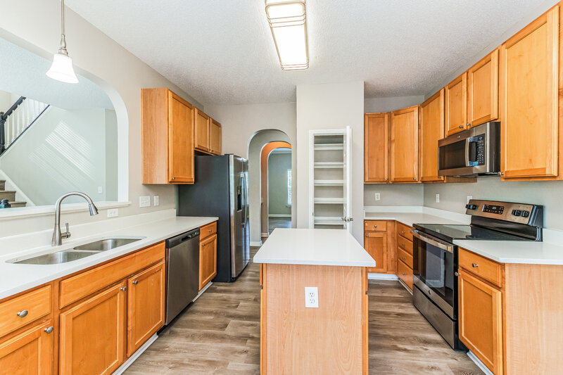 2,515/Mo, 3608 Serendipity Dr Raleigh, NC 27616 Kitchen View