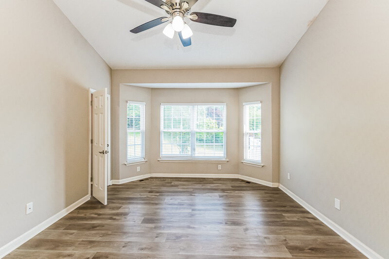 2,515/Mo, 3608 Serendipity Dr Raleigh, NC 27616 Main Bedroom View 2