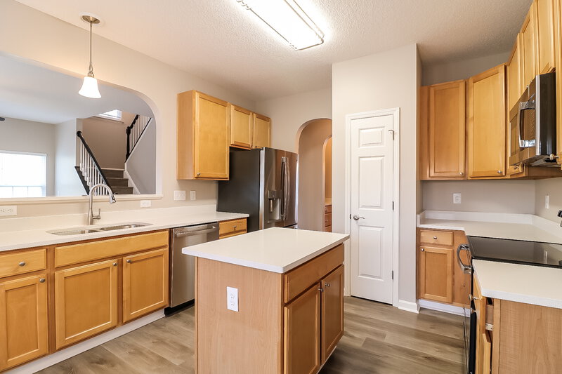 2,475/Mo, 3608 Serendipity Dr Raleigh, NC 27616 Kitchen View 2