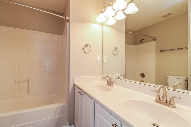 2,475/Mo, 3608 Serendipity Dr Raleigh, NC 27616 Bathroom View