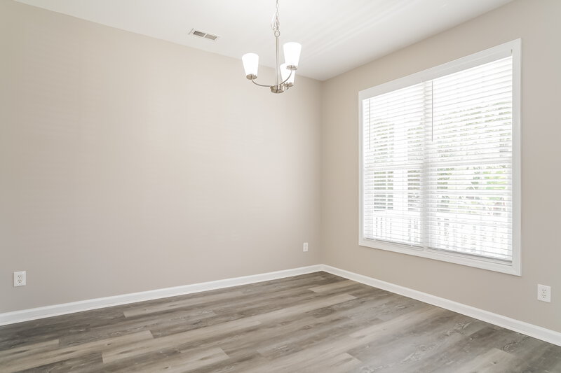 2,255/Mo, 8137 Marshall Brae Drive Raleigh, NC 27616 Dining Room View 2