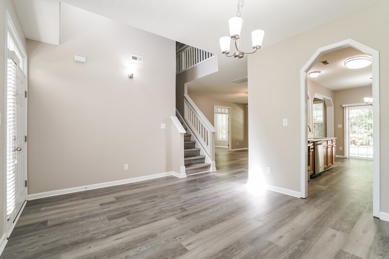 2,255/Mo, 8137 Marshall Brae Drive Raleigh, NC 27616 Dining Room View 3