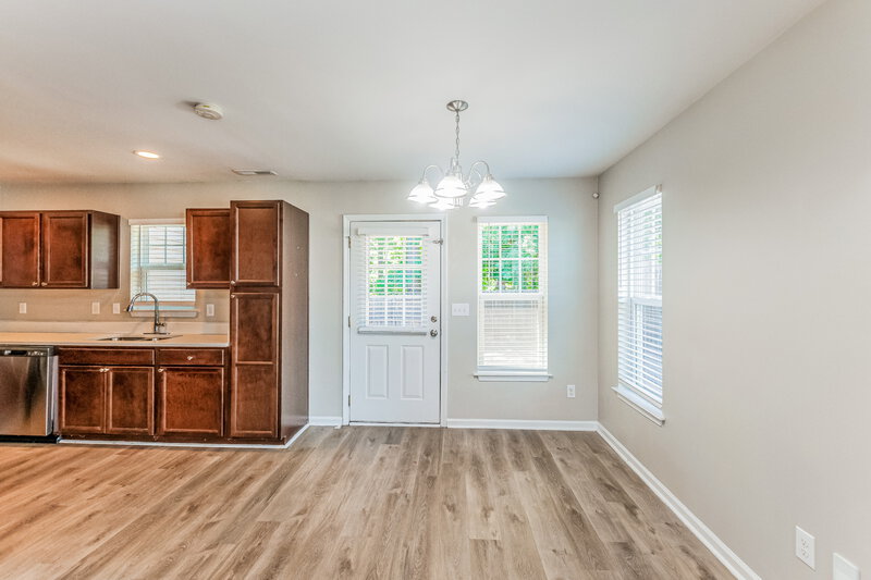 1,935/Mo, 821 Skinner Dr Raleigh, NC 27610 Dining Room View