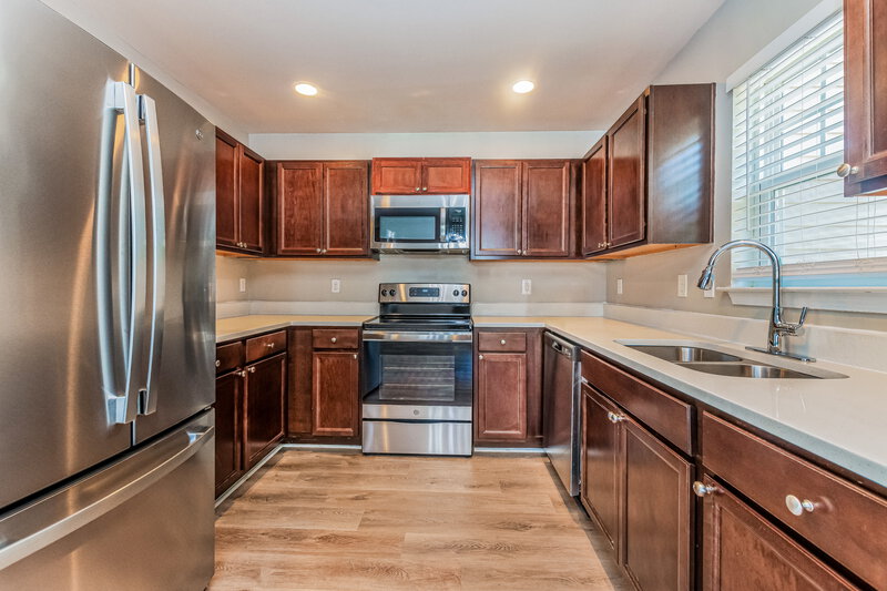 1,935/Mo, 821 Skinner Dr Raleigh, NC 27610 Kitchen View