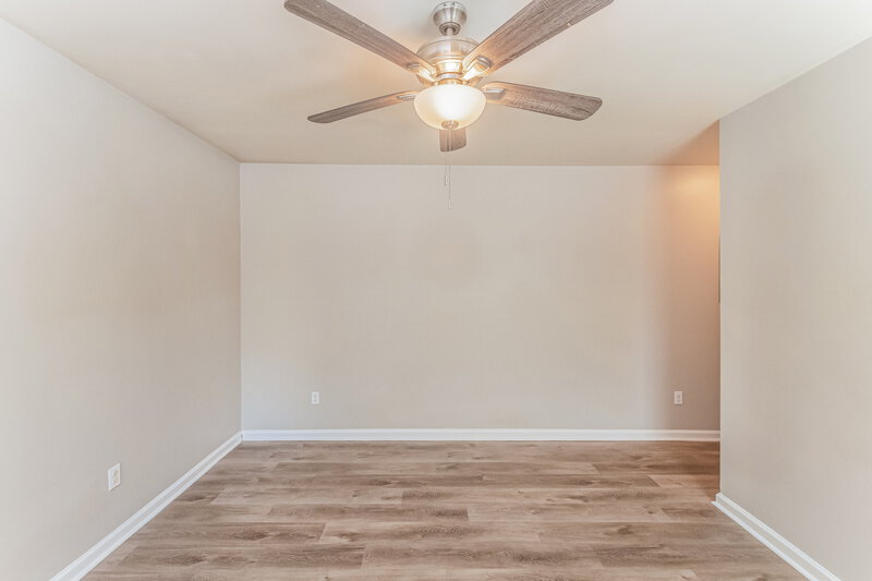 1,935/Mo, 821 Skinner Dr Raleigh, NC 27610 Main Bedroom View 3