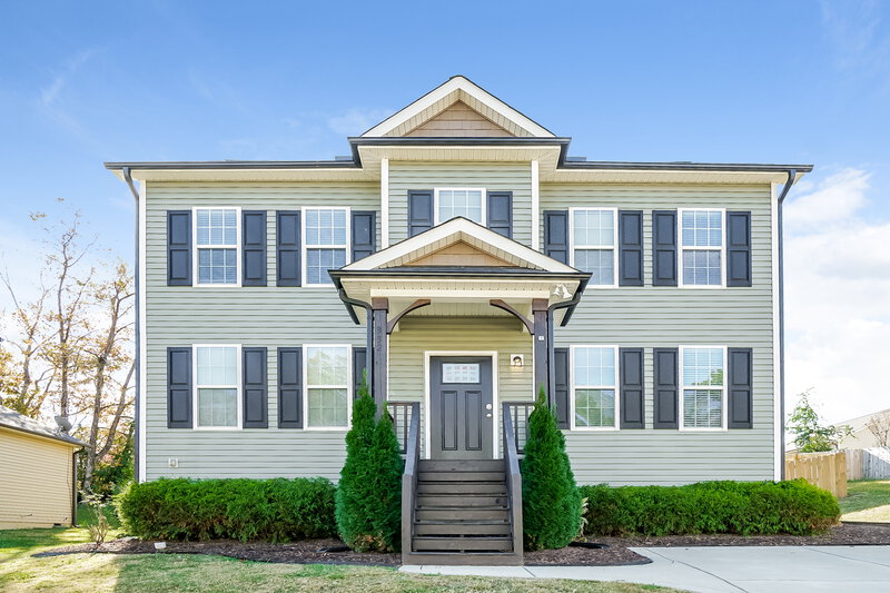 2,025/Mo, 332 Chamberlain Dr Clayton, NC 27527 External View