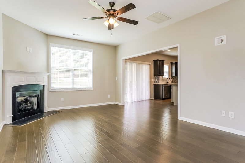1,940/Mo, 332 Chamberlain Dr Clayton, NC 27527 Living Room View 2