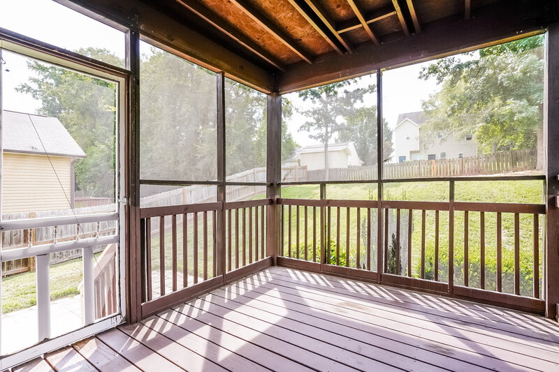 1,940/Mo, 332 Chamberlain Dr Clayton, NC 27527 Sun Room View