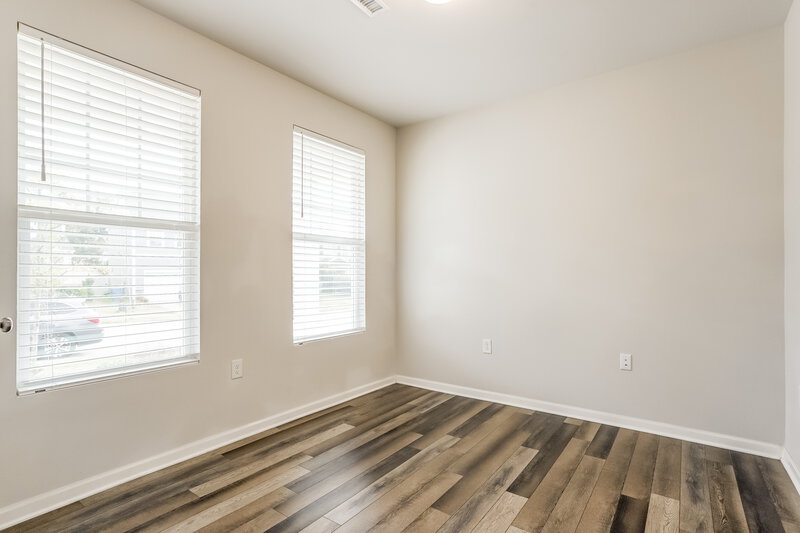 1,930/Mo, 534 Dawley Dr Fuquay Varina, NC 27526 Office View