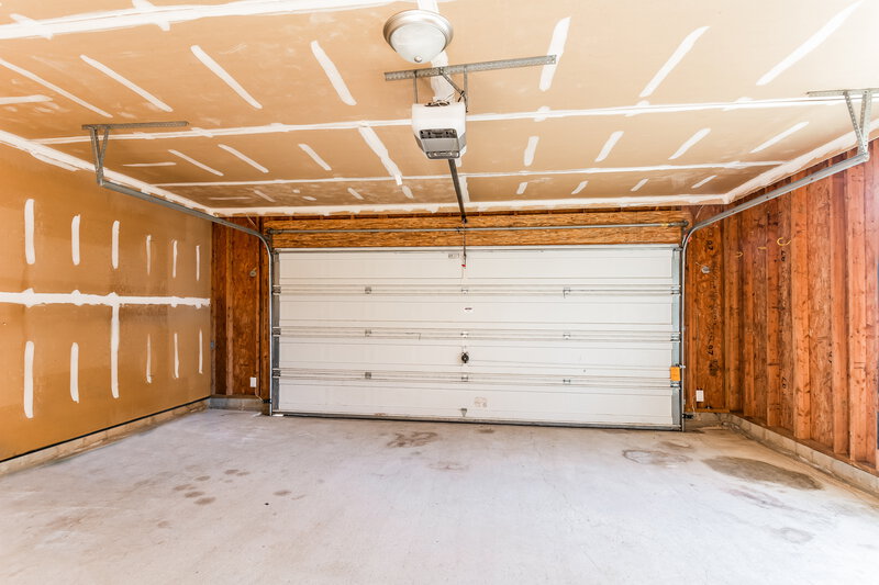 2,110/Mo, 300 Stonecreek Dr Apex, NC 27539 Garage View