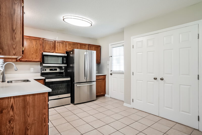 1,755/Mo, 4912 Matlock Ct Apex, NC 27539 Kitchen View 2