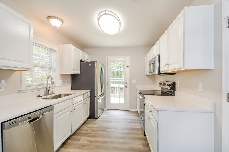 1,825/Mo, 504 Jaffiley Ct Wake Forest, NC 27587 Kitchen View 2