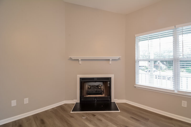 1,680/Mo, 805 Penmon Dr Fuquay Varina, NC 27526 Living Room View