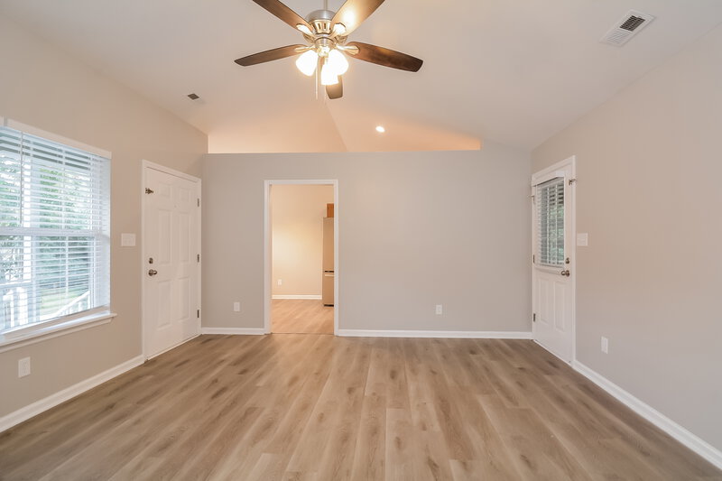 1,680/Mo, 805 Penmon Dr Fuquay Varina, NC 27526 Living Room View 2