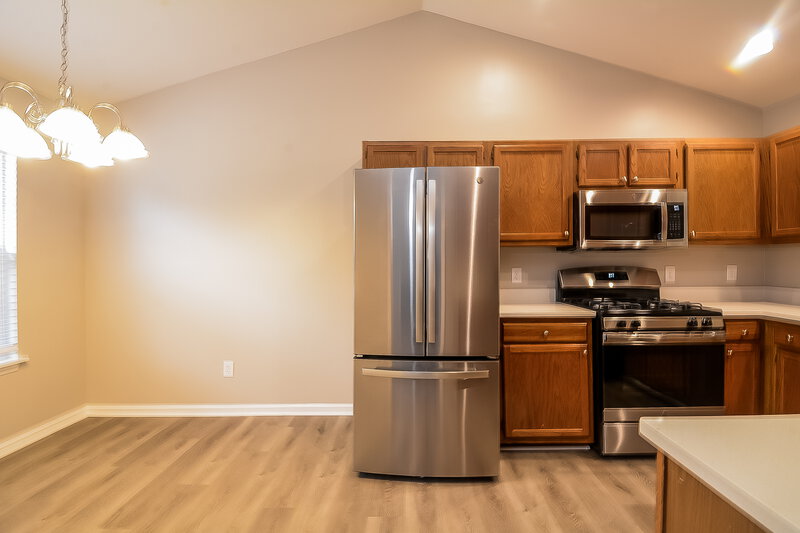 1,680/Mo, 805 Penmon Dr Fuquay Varina, NC 27526 Kitchen View