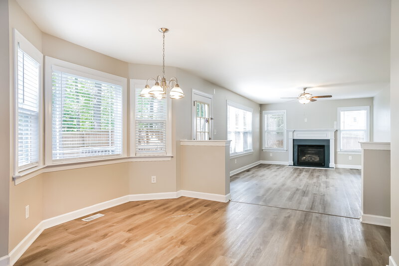 2,190/Mo, 4613 Landover Dale Dr Raleigh, NC 27616 Breakfast Nook View