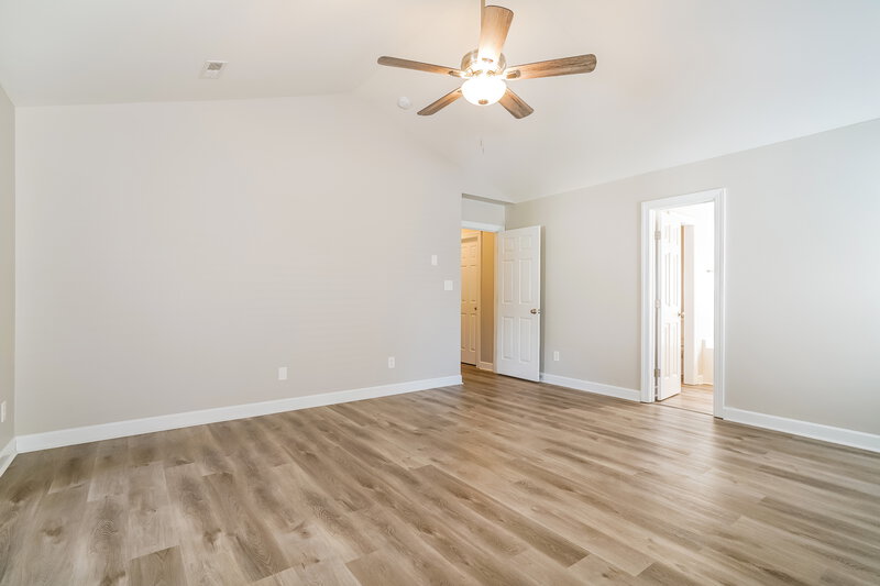 2,190/Mo, 4613 Landover Dale Dr Raleigh, NC 27616 Main Bedroom View 2