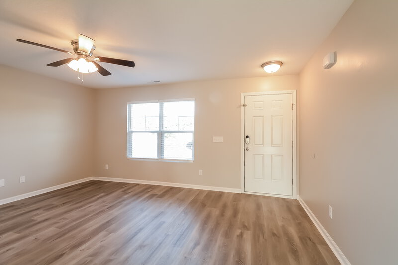 1,695/Mo, 138 Johnston Farms Dr Wilson's Mills, NC 27577 Living Room View