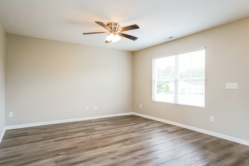 1,575/Mo, 138 Johnston Farms Dr Wilson's Mills, NC 27577 Living Room View