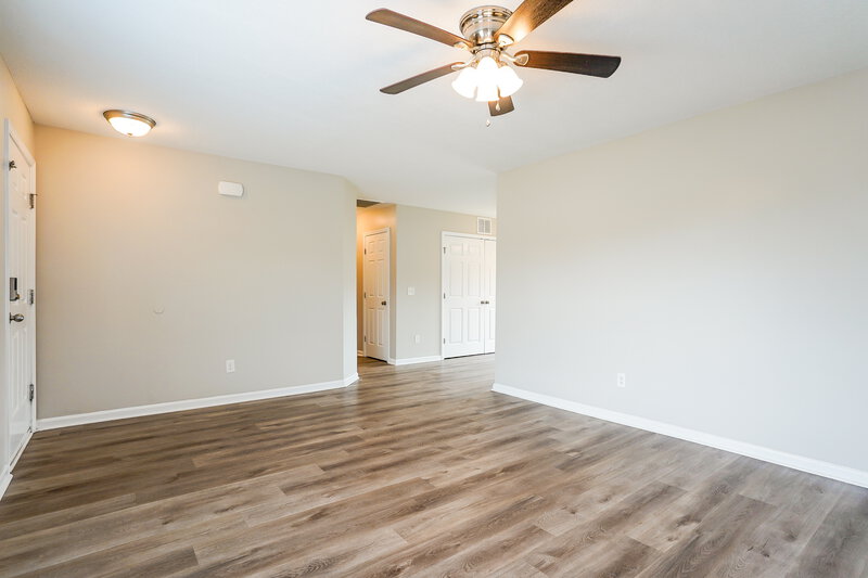 1,575/Mo, 138 Johnston Farms Dr Wilson's Mills, NC 27577 Living Room View 2