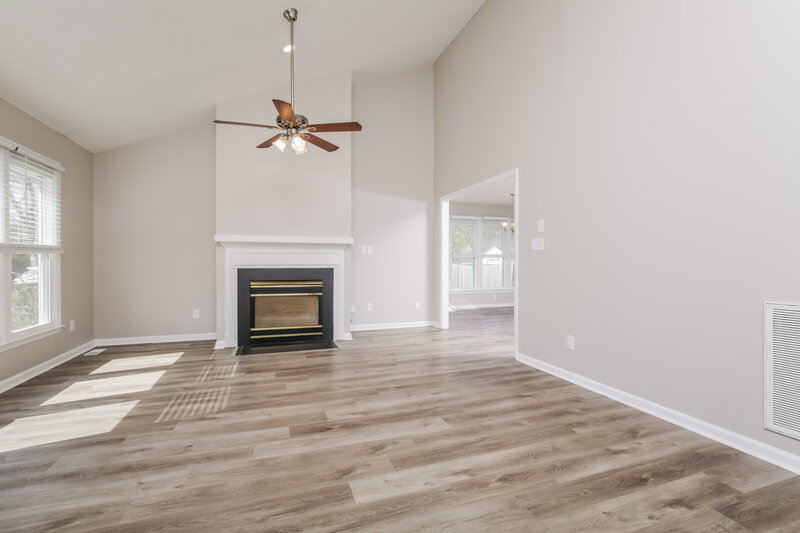 1,865/Mo, 4 Olde Charles Towne Ct Wendell, NC 27591 Living Room View