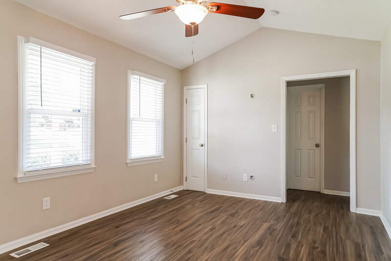 1,745/Mo, 1024 Holly Pointe Dr Wendell, NC 27591 Living Room View 2