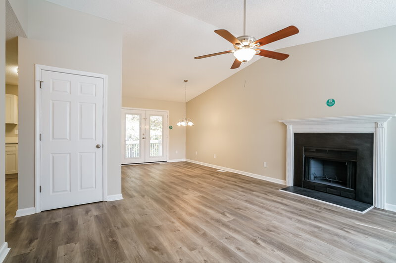 2,520/Mo, 1109 Ujamaa Dr Raleigh, NC 27610 Living Room View 2