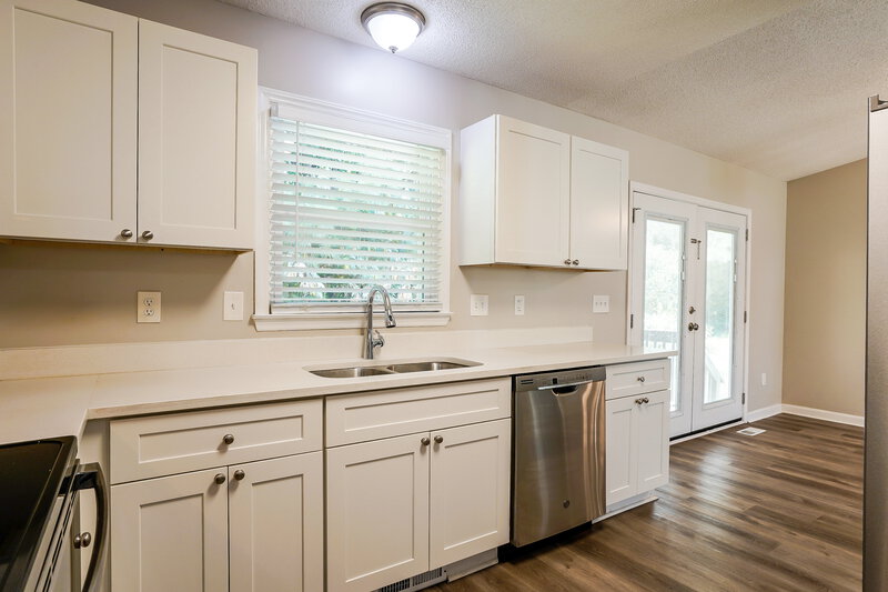 1,770/Mo, 1109 Ujamaa Dr Raleigh, NC 27610 Kitchen View 2