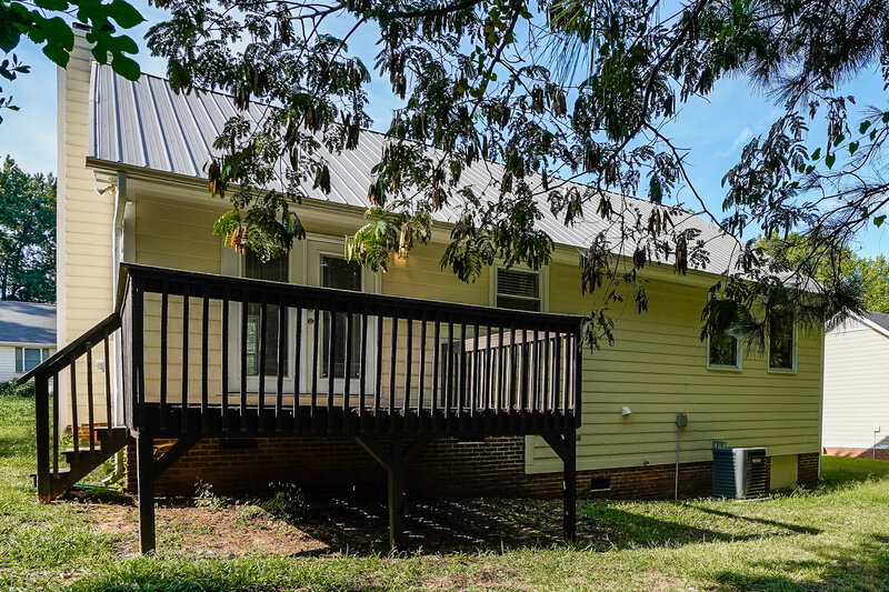 1,770/Mo, 1109 Ujamaa Dr Raleigh, NC 27610 Rear View