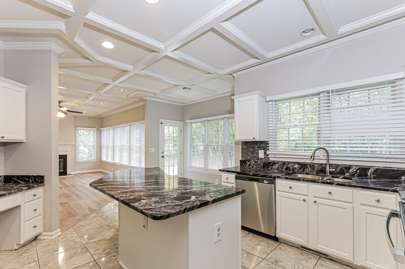 2,790/Mo, 3400 Duveneck Dr Raleigh, NC 27616 Kitchen View