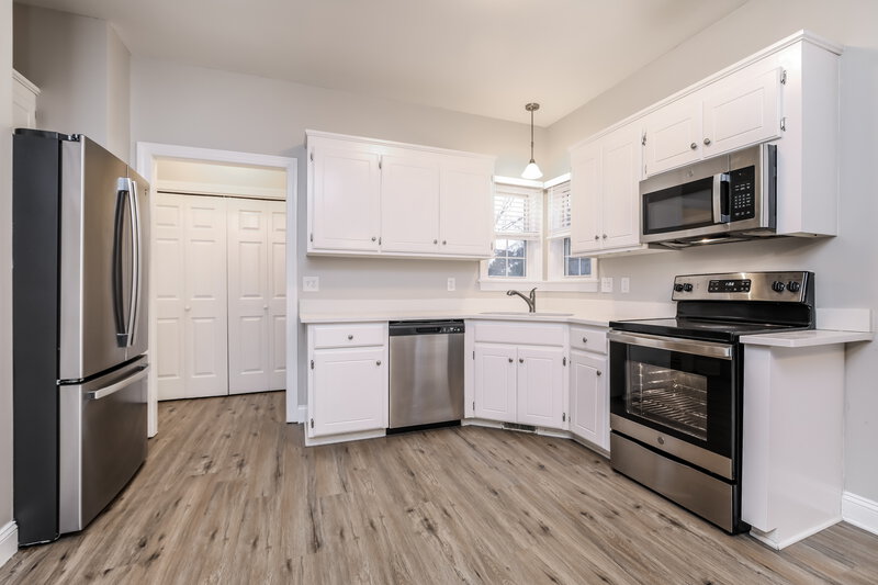 1,795/Mo, 14 Olde Charles Towne Ct Wendell, NC 27591 Kitchen View