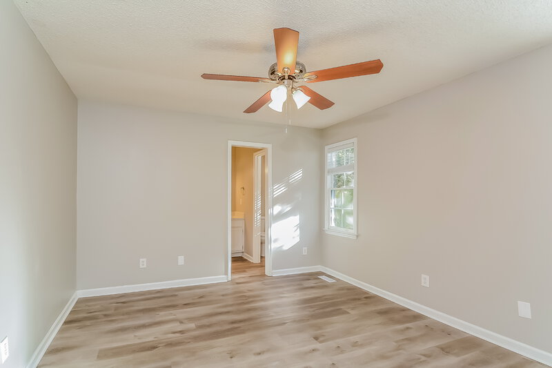 1,955/Mo, 2304 Havering Pl Raleigh, NC 27604 Main Bedroom View 2