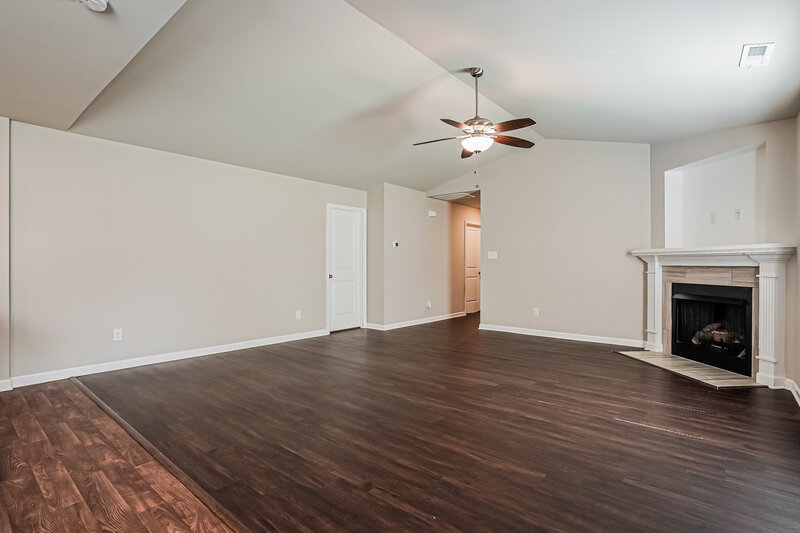 1,750/Mo, 114 Winter Red Way Benson, NC 27504 Living Room View