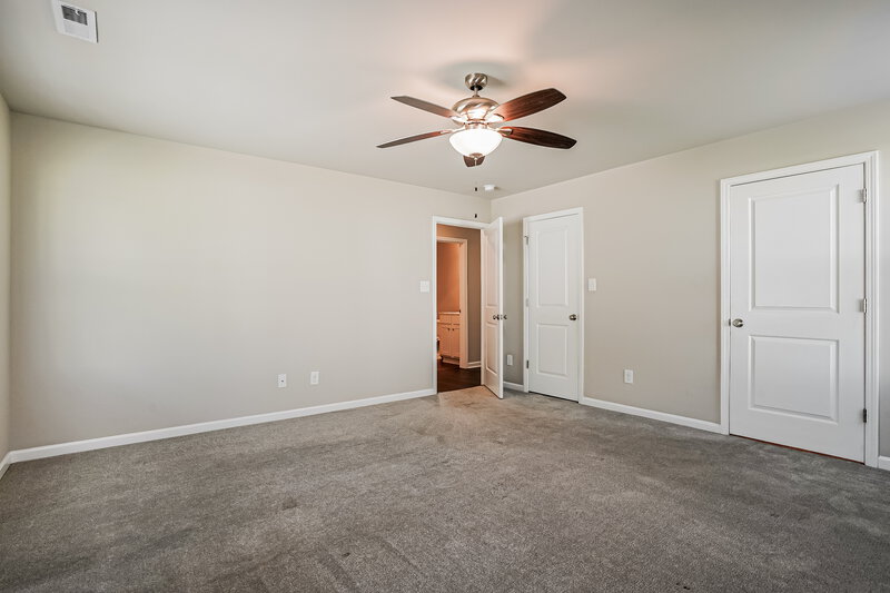 1,750/Mo, 114 Winter Red Way Benson, NC 27504 Main Bedroom View 2