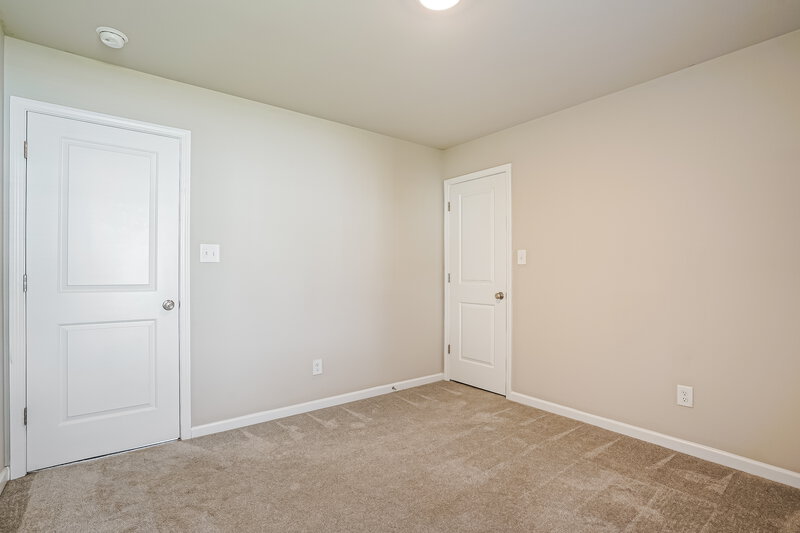 1,750/Mo, 114 Winter Red Way Benson, NC 27504 Bedroom View