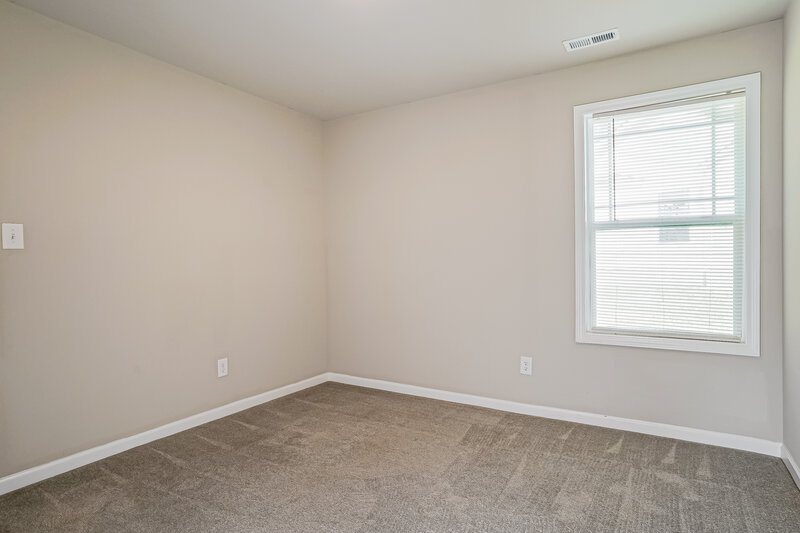 1,750/Mo, 114 Winter Red Way Benson, NC 27504 Bedroom View 4