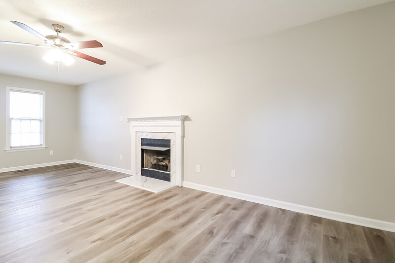 2,580/Mo, 208 Alder Ln Clayton, NC 27520 Living Room View 2