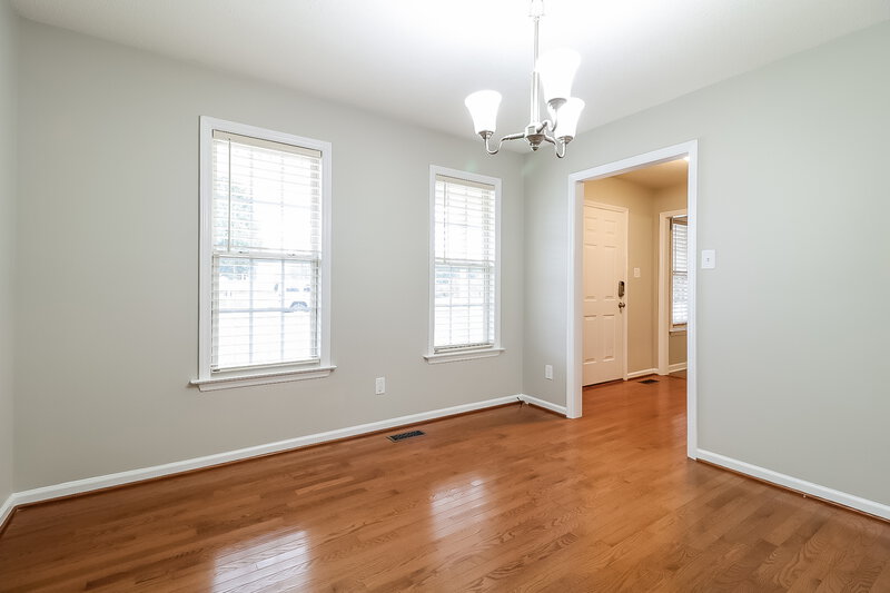 2,580/Mo, 208 Alder Ln Clayton, NC 27520 Dining Room View