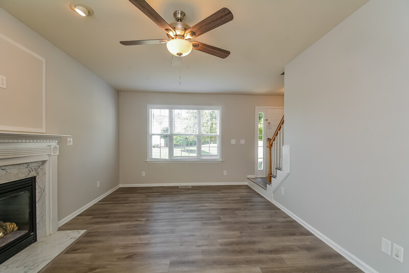 1,920/Mo, 118 Ashton Ct Clayton, NC 27527 Living Room View