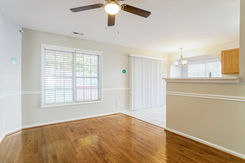 1,640/Mo, 45 Nancy Ct Clayton, NC 27520 Living Room View