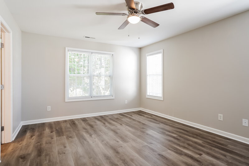 1,925/Mo, 3206 Hayling Dr Raleigh, NC 27610 Main Bedroom View